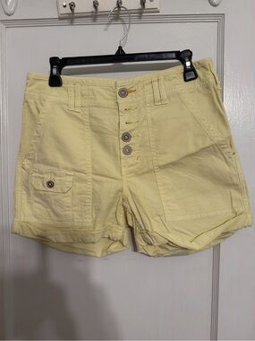 Anthropologie Pale Yellow Button-Front Cargo Shorts